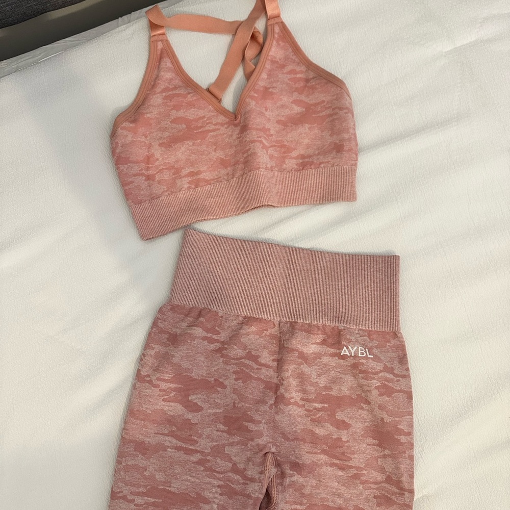 AYBL set